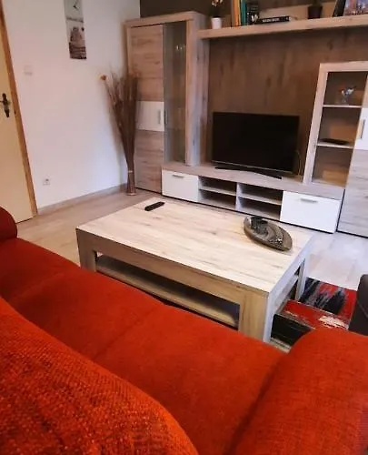 Im Gruenen/monteurzimmer * أورانينبورغ